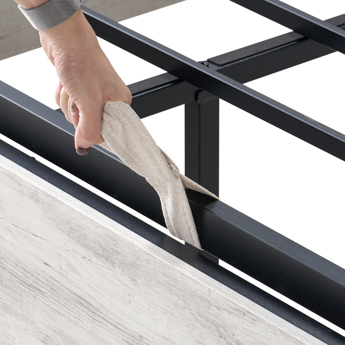 Porter Hydraulic Storage Bed Frame - Queen / White Birch
