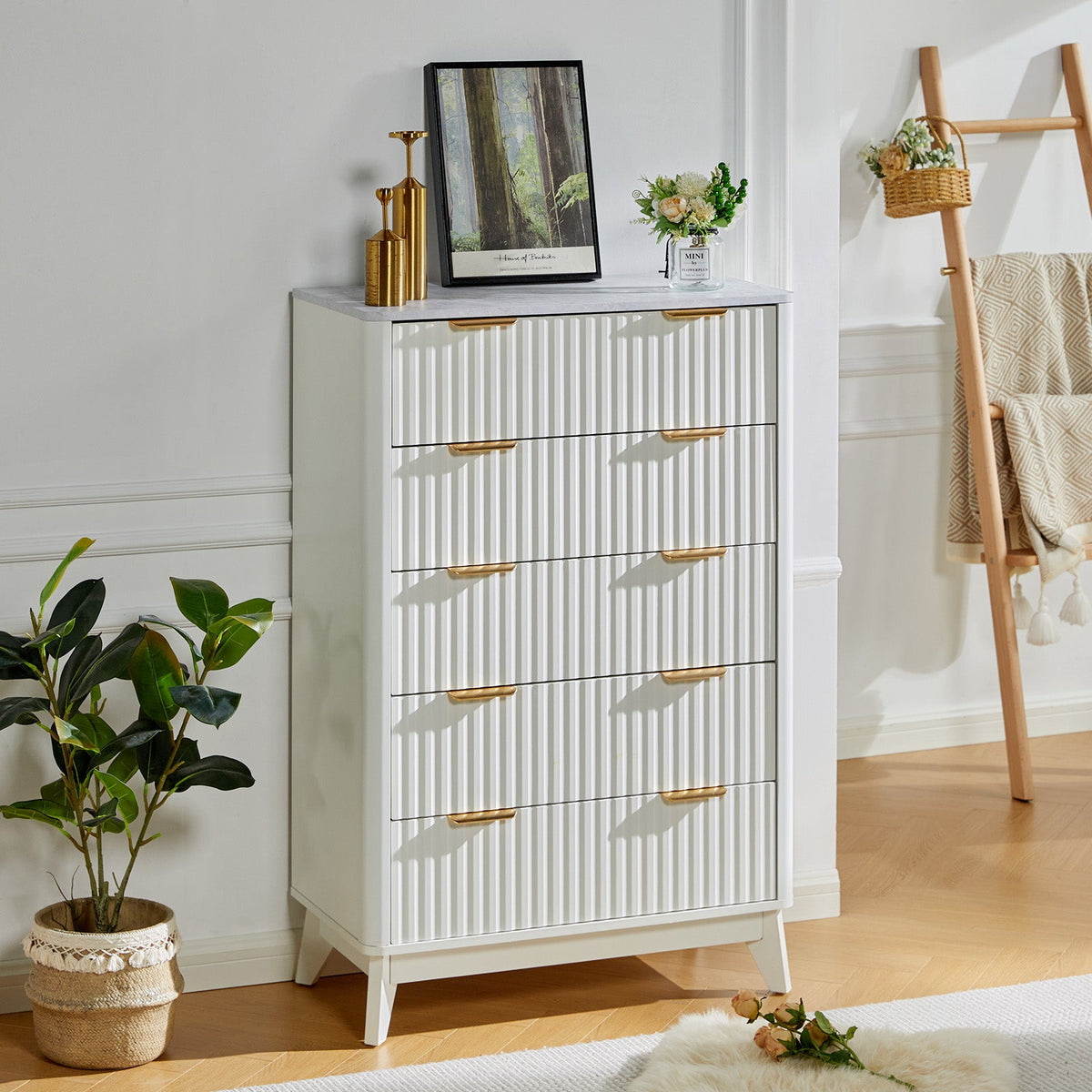 Cropredy 5-Drawers Dresser - White